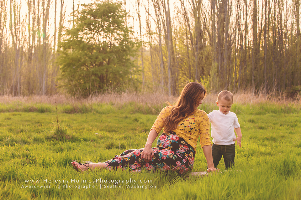 Magnuson Park - Family Photographer