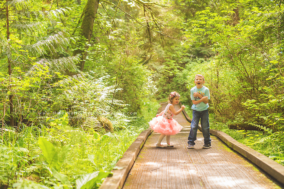 Redmond Watershed Family Photographer