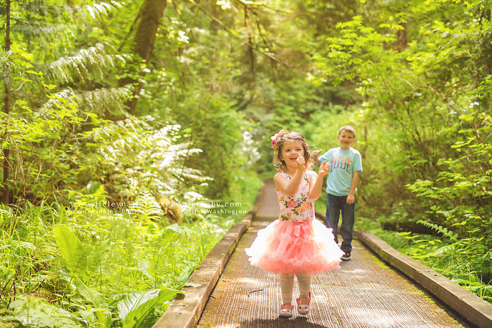 Redmond Watershed Family Photographer