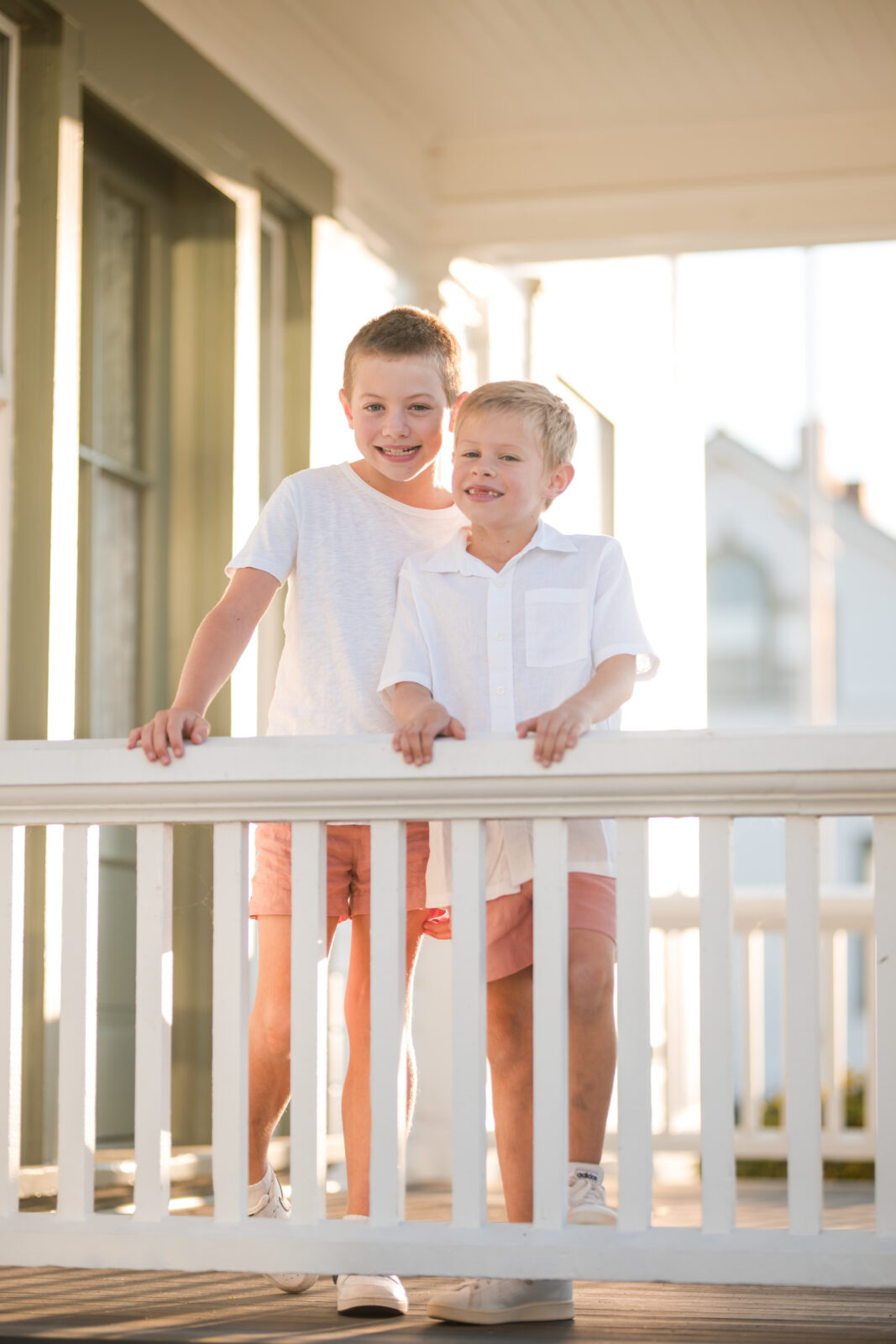 Summer Family Photos - Mukilteo Lighthouse